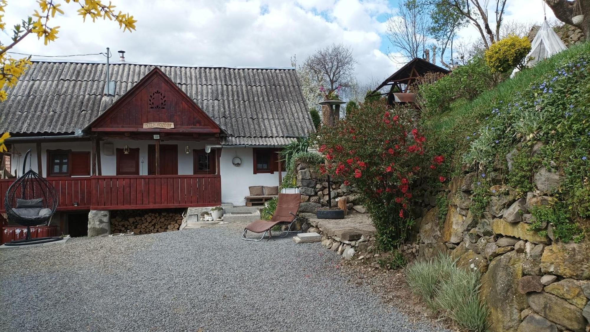 Meselak Villa Ocna de Sus Екстериор снимка